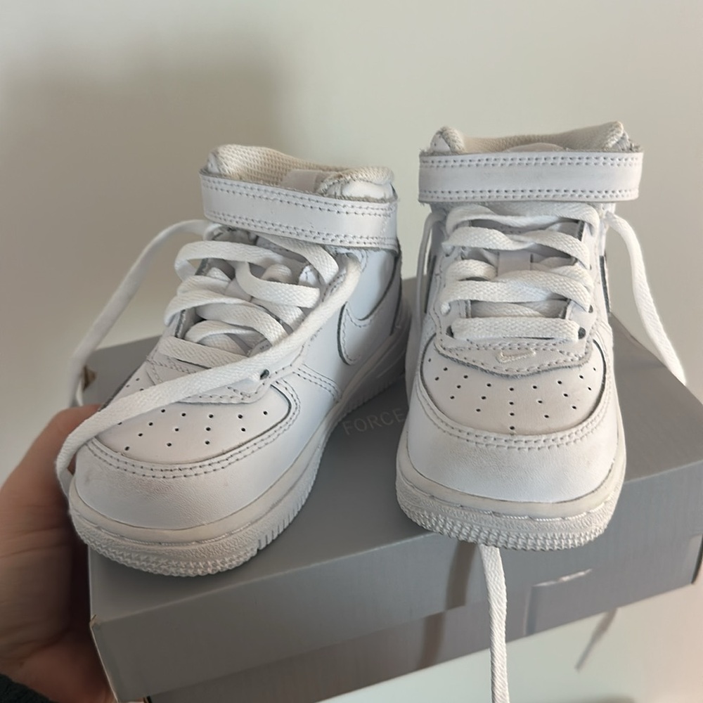 Kids Air Force ones mid